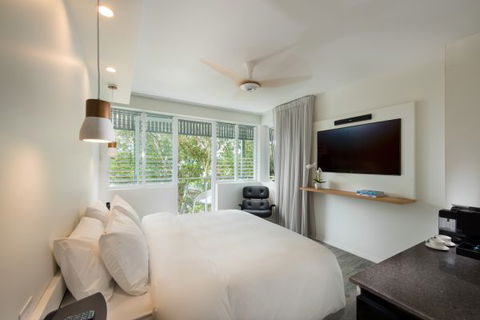 Heart Hotel And Gallery Whitsundays - Accommodation Mt Buller 3