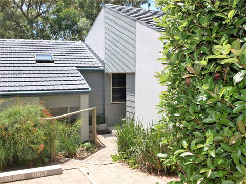 Hyams Beach Holiday Apartment - Accommodation Mt Buller 0
