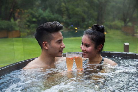 Japanese Mountain Retreat Mineral Springs & Spa - Accommodation Mt Buller 3