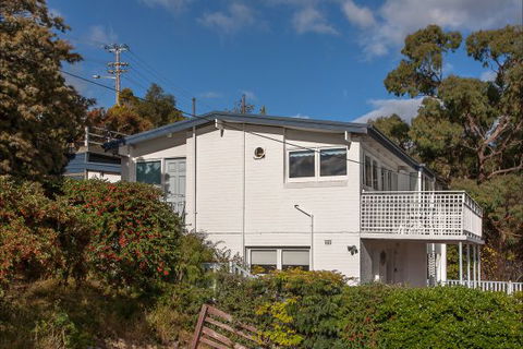 Long Beach House - Accommodation Mt Buller 1