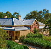 Red Gum Retreat