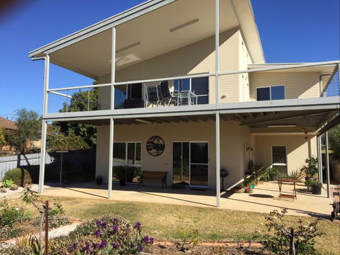 Lyreen's Apartment Bed And Breakfast - Accommodation Mt Buller 1
