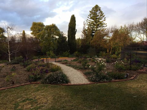 Lyreen's Apartment Bed And Breakfast - Accommodation Mt Buller 9