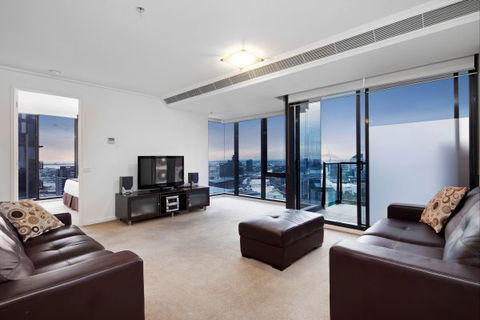 Melbourne Tower Apartment - Accommodation Mt Buller 3