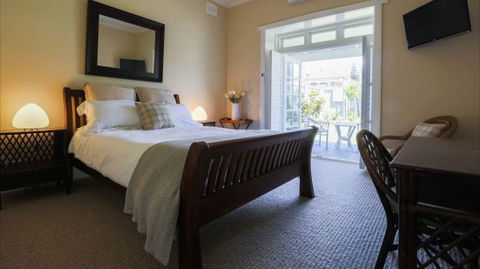Merewether Beach House B And B - Accommodation Mt Buller 1