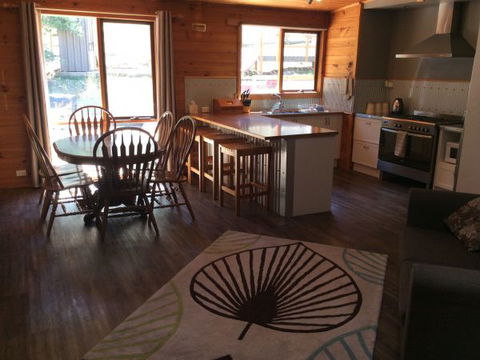 Mole Creek Cabins - Accommodation Mt Buller 0