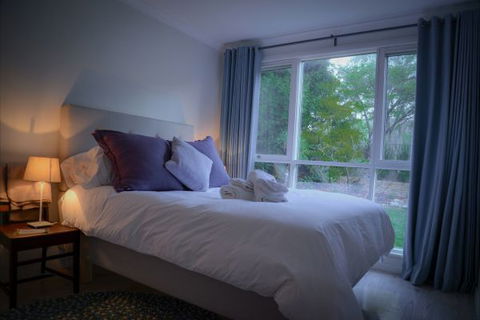 Mrs Simpson Cottage At Norala Garden - Accommodation Mt Buller 4