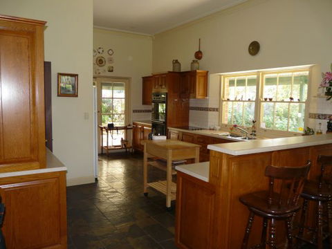 White Hill Estate - Accommodation Mt Buller 4