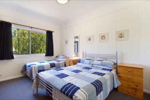 Orion Beach House - Jervis Bay - Accommodation Mt Buller 3