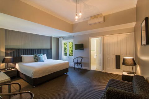 Oscar's On The Yarra - Accommodation Mt Buller 6