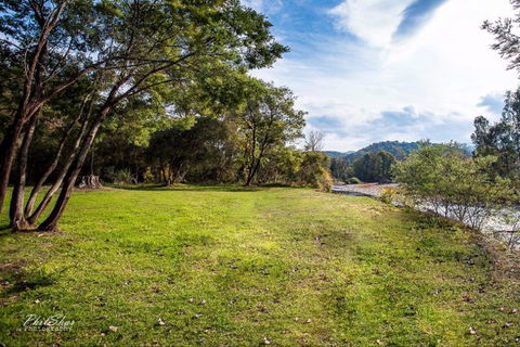 Porepunkah Bridge Holiday Park - Accommodation Mt Buller 4