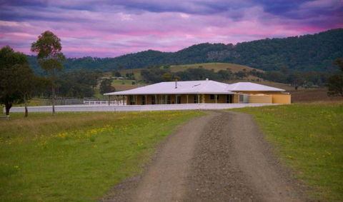 Pokolbin Farm Stay - Accommodation Mt Buller 0
