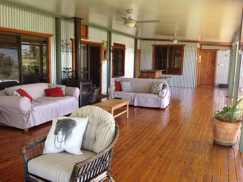 Riverside Farm Retreat B And B - Accommodation Mt Buller 8