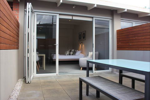 Sandy Bay Studio Apartment - Accommodation Mt Buller 1