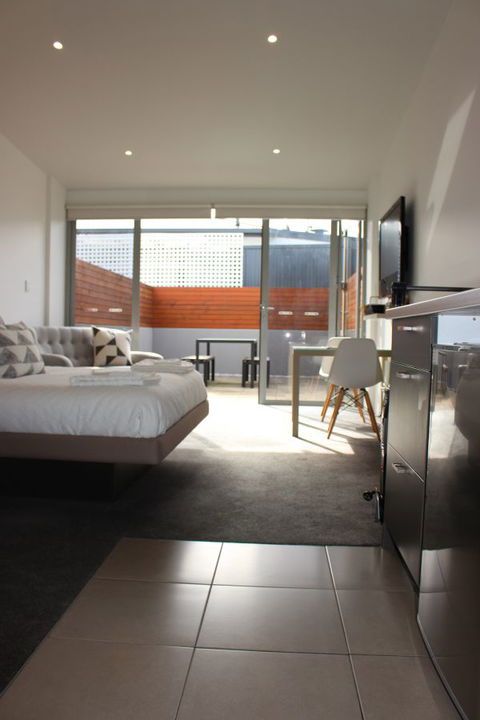 Sandy Bay Studio Apartment - Accommodation Mt Buller 2