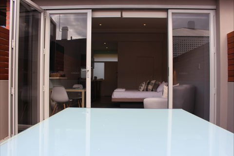 Sandy Bay Studio Apartment - Accommodation Mt Buller 4