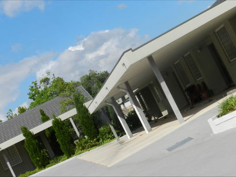 Shangri La Gardens Motel And Function Centre - Accommodation Mt Buller 4