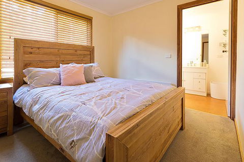 Snow Valley Lodge - Accommodation Mt Buller 1