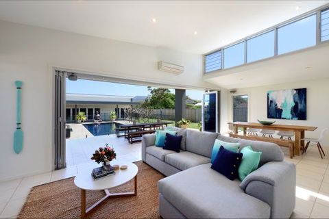 Sundara Beach House - Accommodation Mt Buller 2