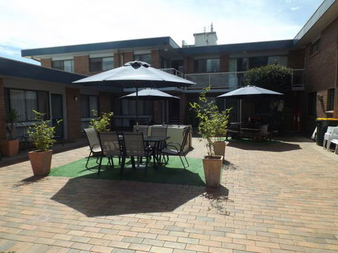 Surfside Holiday Apartments - Accommodation Mt Buller 2
