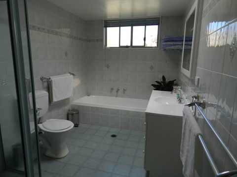 Tarrabandra Fishing Retreat - Accommodation Mt Buller 4