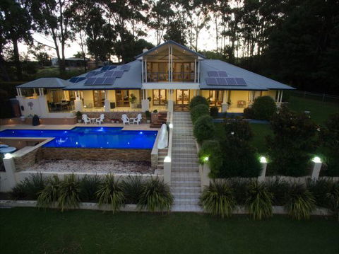 The Ridge Retreat Mollymook - Accommodation Mt Buller 0