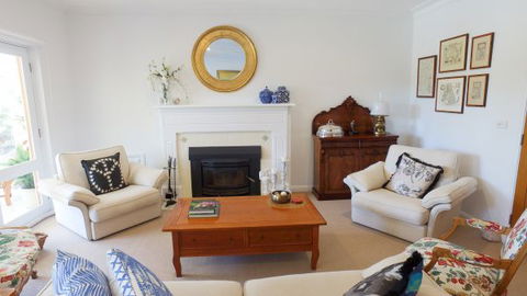 The Ridge Retreat Mollymook - Accommodation Mt Buller 3