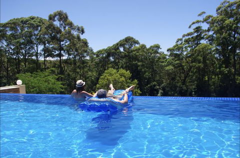 The Ridge Retreat Mollymook - Accommodation Mt Buller 6