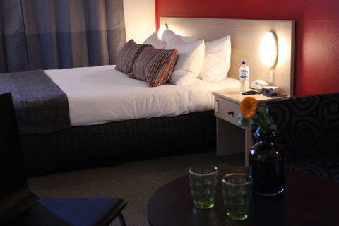 The Oriana, Orange - Accommodation Mt Buller 4