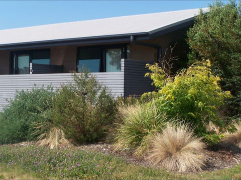 The Foreshore Motel & Tavern (Hobart) Lauderdale - Accommodation Mt Buller 0