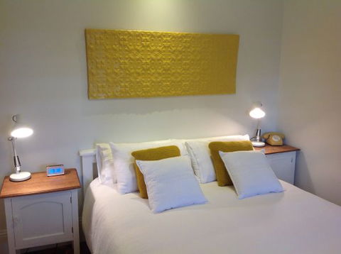 Thelma's Temora - Accommodation Mt Buller 5