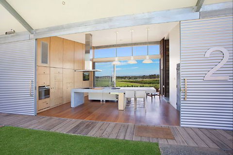 The Longhouse Pokolbin - Accommodation Mt Buller 0