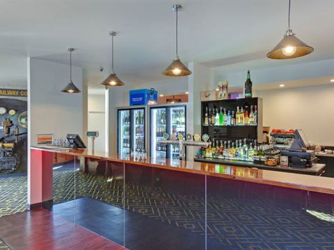 TownHouse Hotel Burnie - Accommodation Mt Buller 5