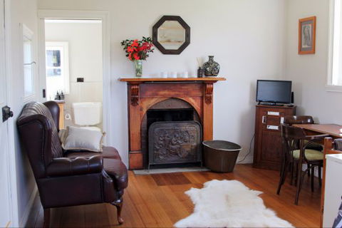 Wines For Joanie Cottage - Accommodation Mt Buller 4