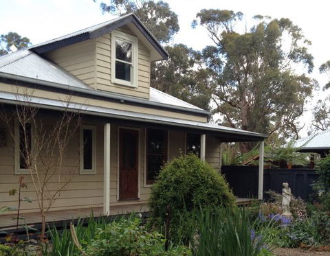 Woodland Mirth Holiday Retreat - Accommodation Mt Buller 0