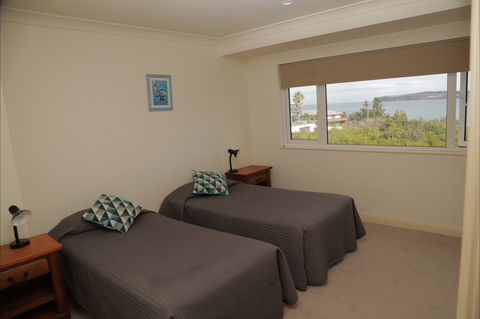 A Beach House Near Manly Two - Accommodation Mt Buller 5