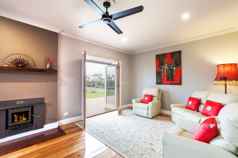 Amaroo Farm - Accommodation Mt Buller 4