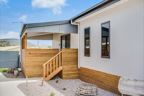 Apartments On Fraser Bicheno - Accommodation Mt Buller 4