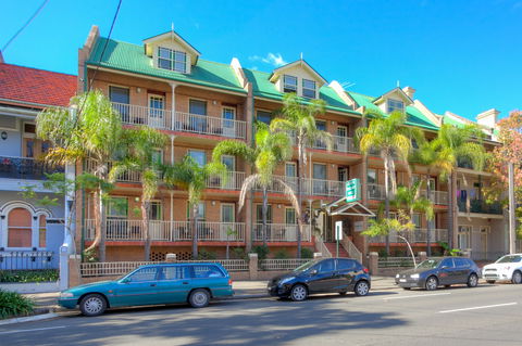 Central Railway Hotel - Accommodation Mt Buller 0