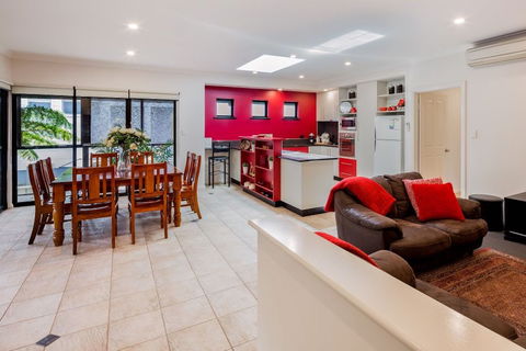 Downton Villa - Accommodation Mt Buller 3