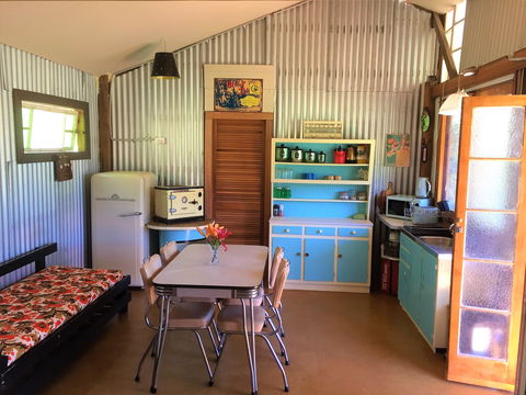 Fig Tree Retro Studio - Accommodation Mt Buller 6