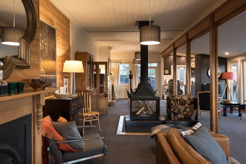 Frenchman's River - The Helmsman's House - Accommodation Mt Buller 2