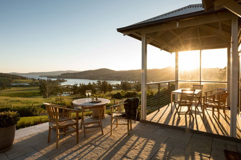 Frenchman's River - The Helmsman's House - Accommodation Mt Buller 9
