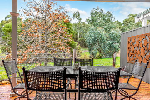 Grandview Accommodation - The Elm Tree Apartments - Accommodation Mt Buller 9