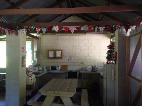 Yackandandah Holiday Park - Accommodation Mt Buller 2