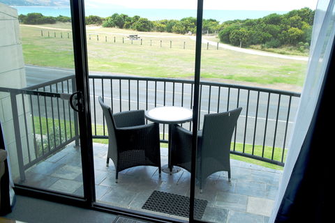 Apollo Bay Waterfront Motor Inn - Accommodation Mt Buller 1