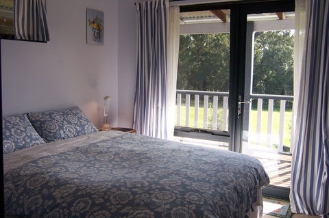 Blue House Bed And Breakfast - Accommodation Mt Buller 6