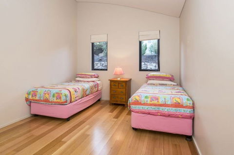 Caves Retreat - Accommodation Mt Buller 7