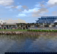 Coral Tree Lodge Tourist Park