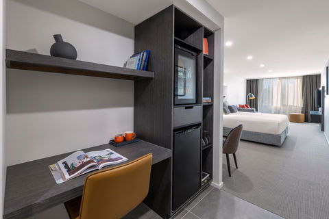 Deco Hotel Canberra - Accommodation Mt Buller 2